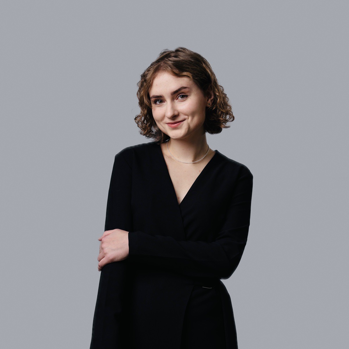 Елена Романова