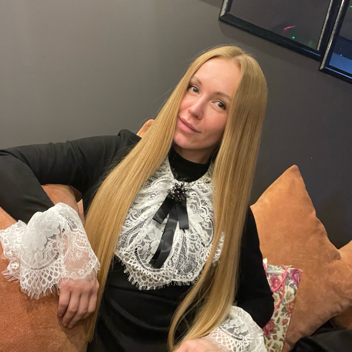 Алёна Кузьминова