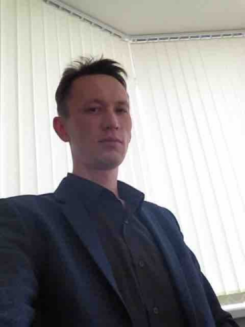 Виктор Чернышов