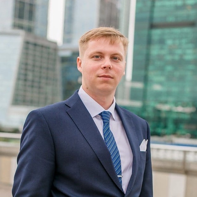 Владислав Иванов
