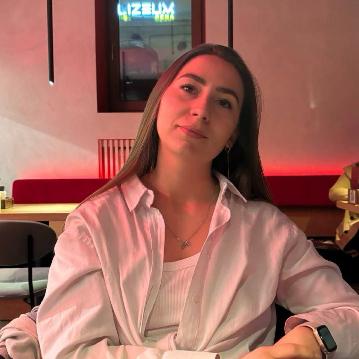 Оксана Романова | Сетка — социальная сеть от hh.ru