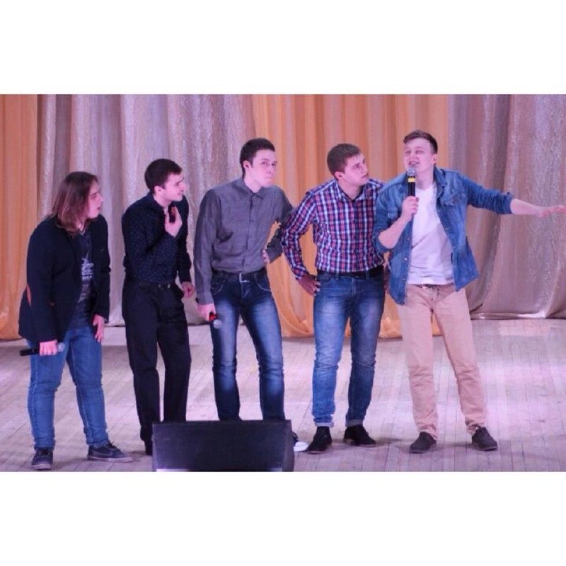 Как КВН стал частью моей жизни и почему я до сих пор люблю эту игру
Что для вас значит КВН? Для меня с самого детства это было что-то особенное | Сетка — социальная сеть от hh.ru