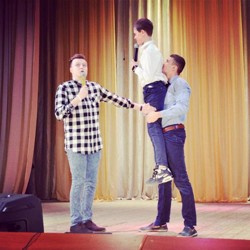 Как КВН стал частью моей жизни и почему я до сих пор люблю эту игру
Что для вас значит КВН? Для меня с самого детства это было что-то особенное | Сетка — социальная сеть от hh.ru