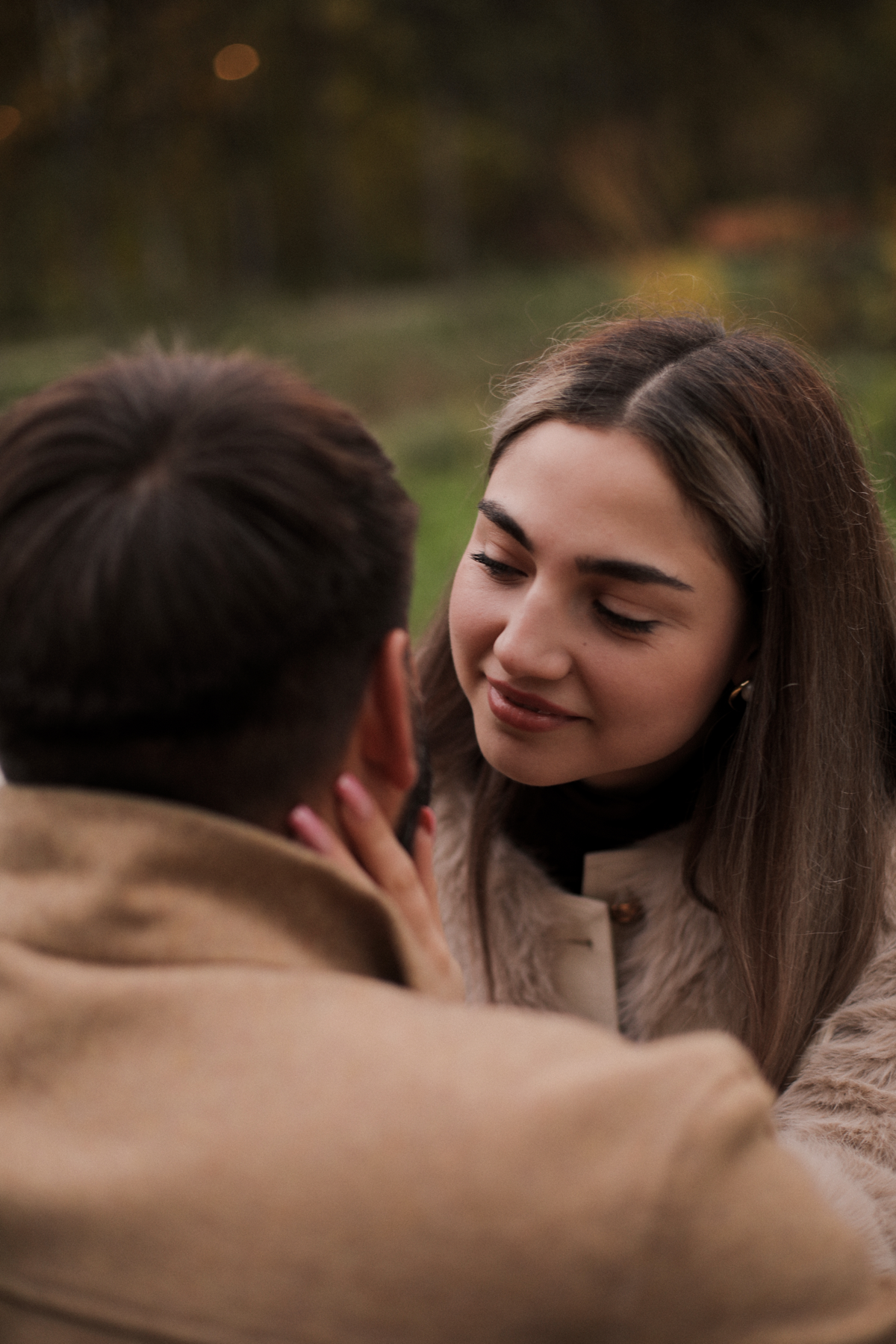 Команда Babaeva Production организовала съемку love story 💌
Наш фотограф трепетно подошел к созданию этой истории, тонко прочувствовав пару | Сетка — социальная сеть от hh.ru
