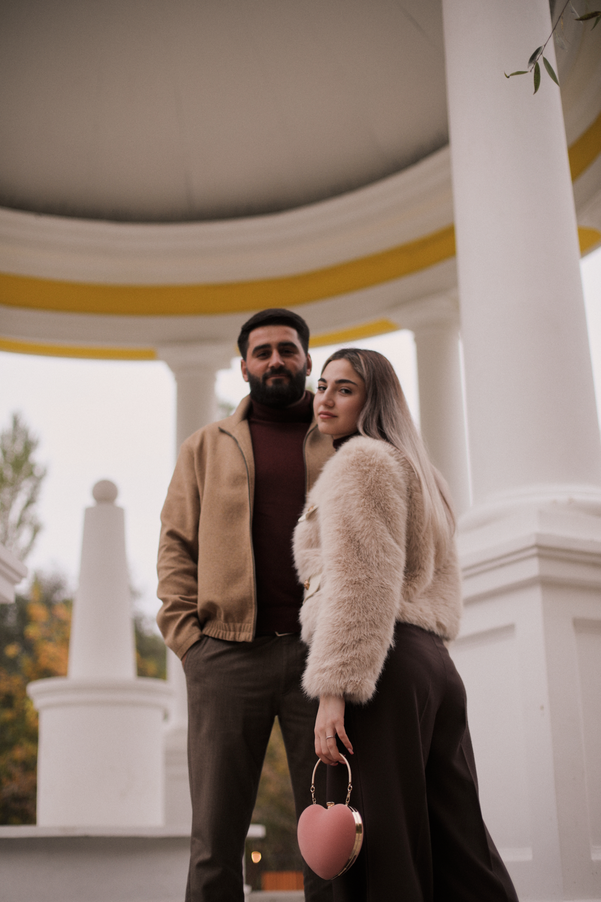 Команда Babaeva Production организовала съемку love story 💌
Наш фотограф трепетно подошел к созданию этой истории, тонко прочувствовав пару | Сетка — социальная сеть от hh.ru