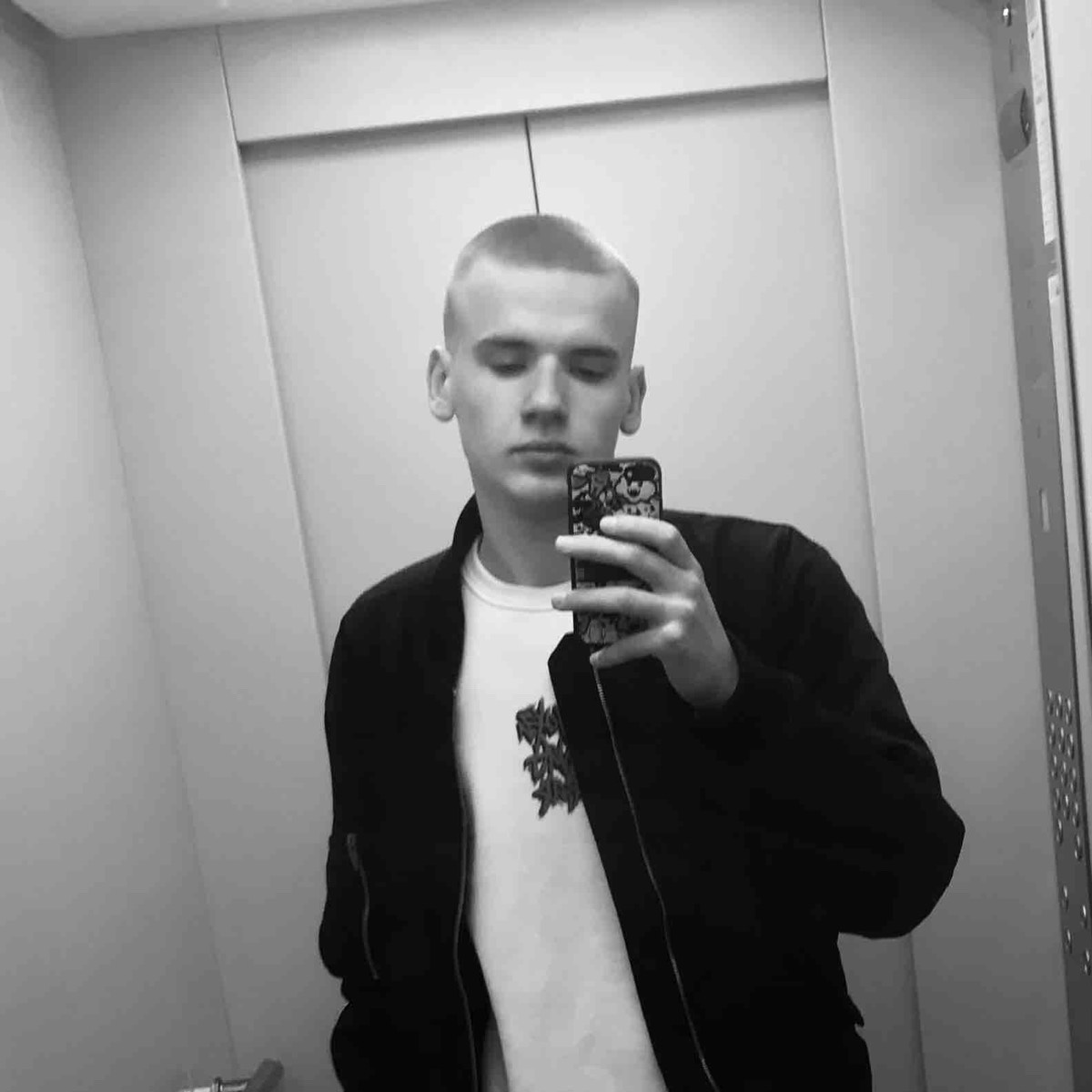 Артем Маркелов | Сетка — социальная сеть от hh.ru