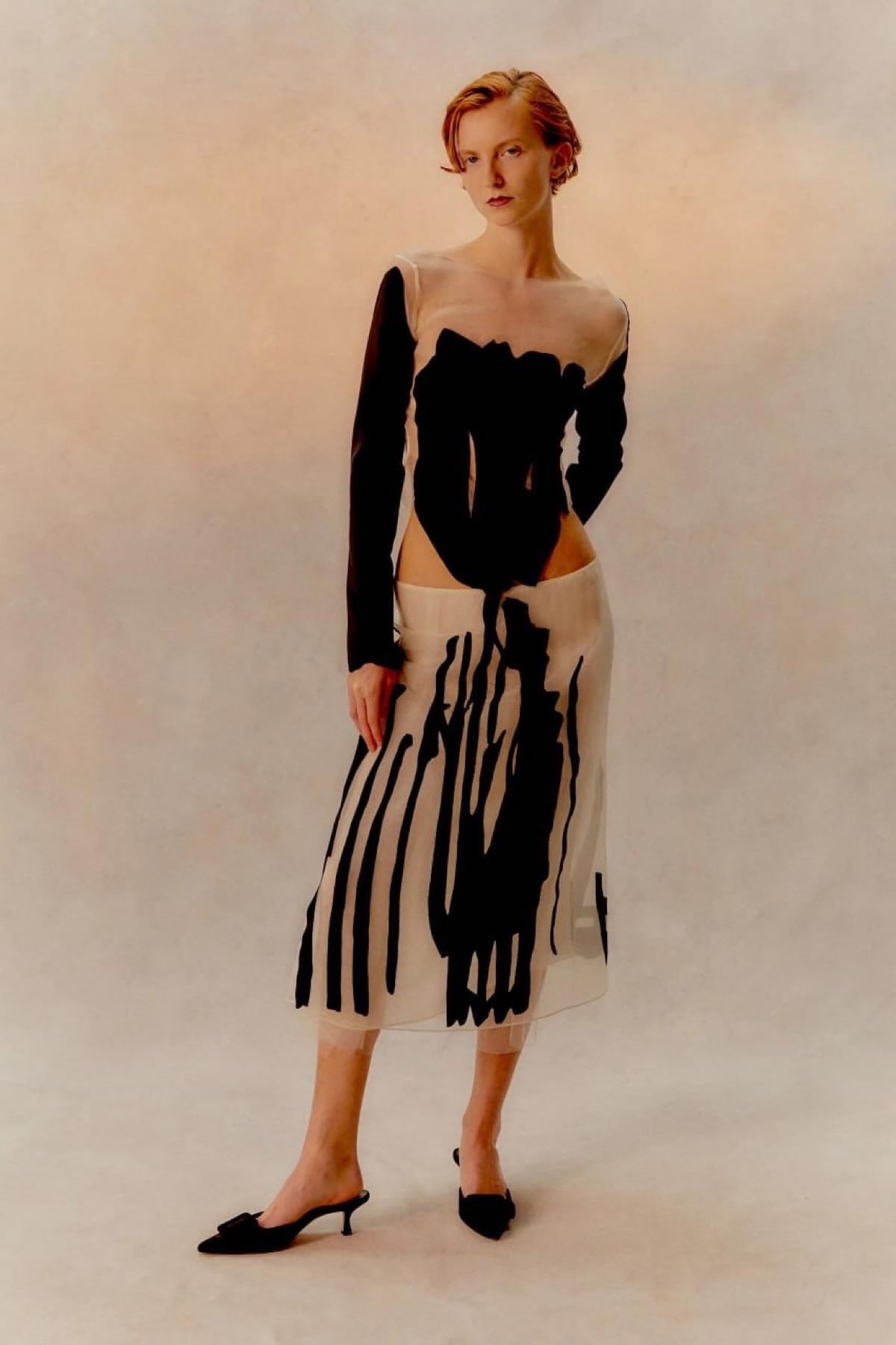 Эскизы коллекции Steve O Smith Spring 2025 Ready-to-Wear
• Бумага А4
• Акрил
Мой телеграм канал - https://t.me/selavartist
Мое сообщество в вк - https://vk | Сетка — социальная сеть от hh.ru