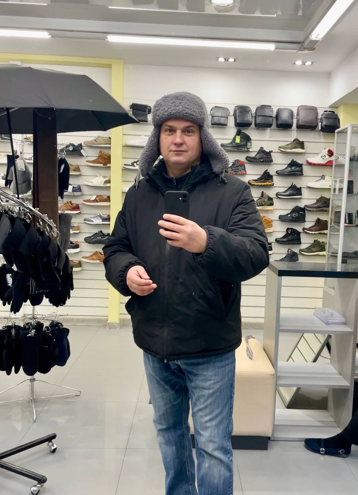❄️ Закрываем уши, чтобы не мерзнуть?
Или не слышать звонков на телефон, от людей или от роботов, с разными предложениями?
❗️Сегодня узнал, о новом сервисе, который облегчит и упорядочит работу риэлтор... | Сетка — социальная сеть от hh.ru