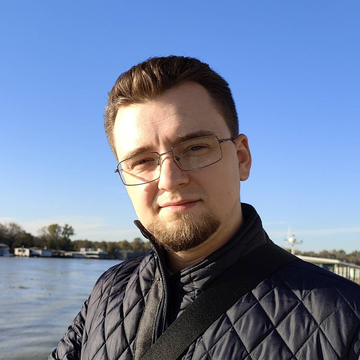 Артём Мовчан | Сетка — социальная сеть от hh.ru