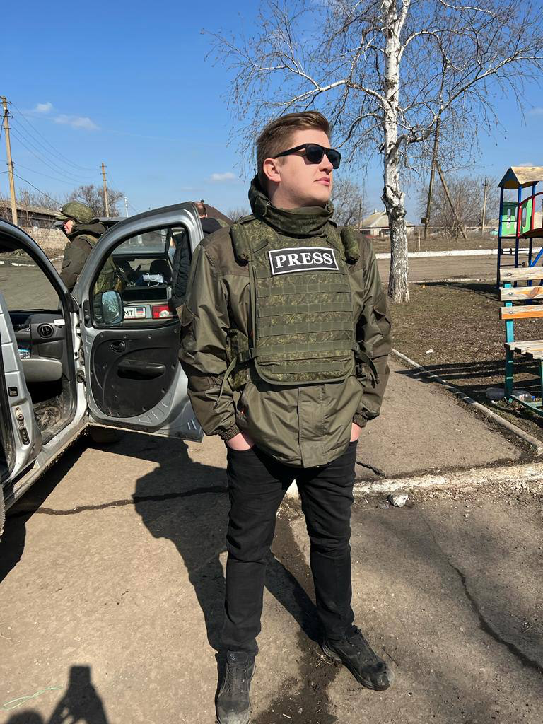 Нужно наверное рассказать побольше о себе. Нетворкинг же) | Сетка — социальная сеть от hh.ru
