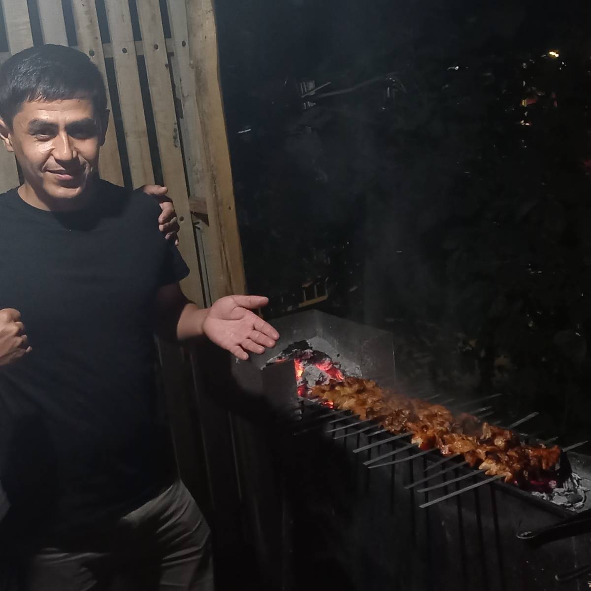 Huhrat Qayimv