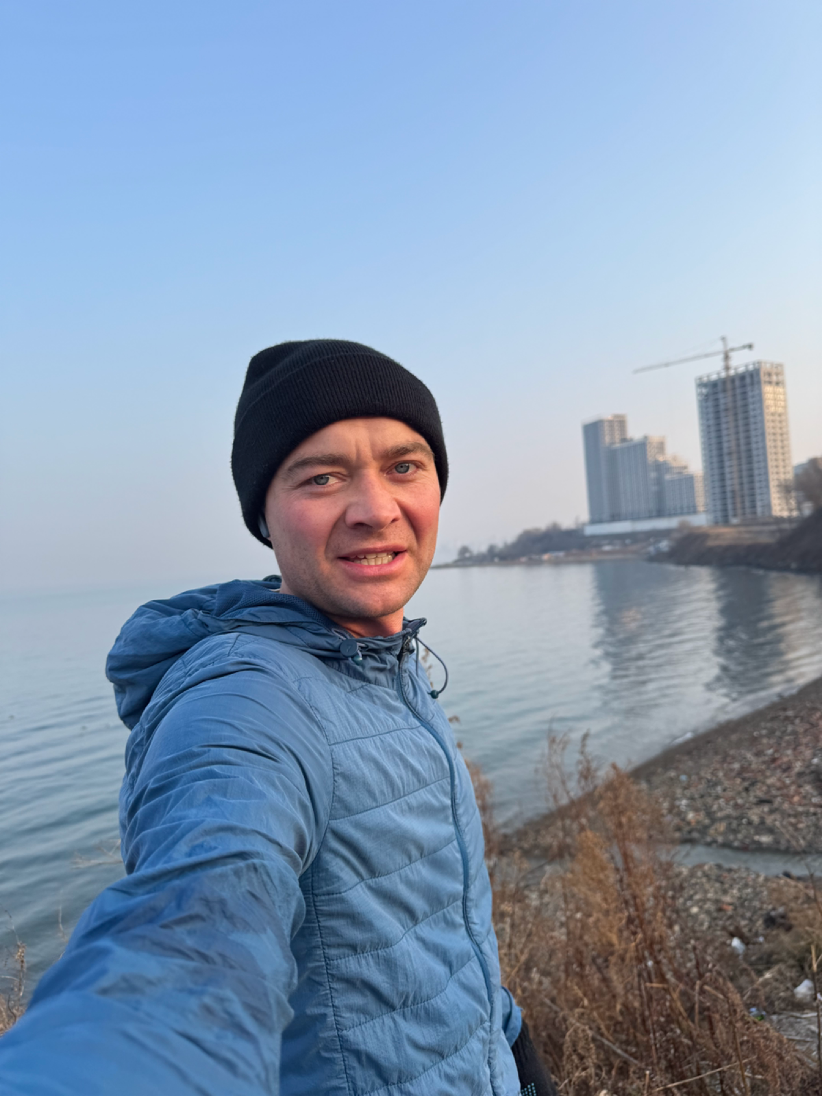 Сегодня на пробежке в Владивостоке несколько человек остановили меня и поблагодарили за то, что я показываю другим пример | Сетка — социальная сеть от hh.ru
