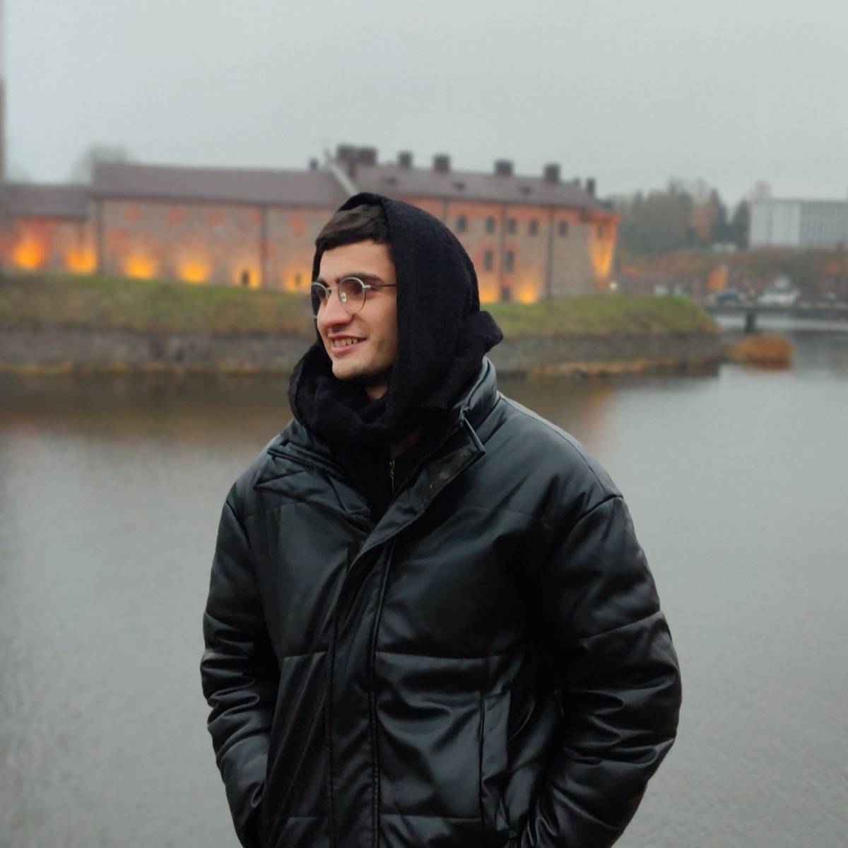 Владислав Амиров