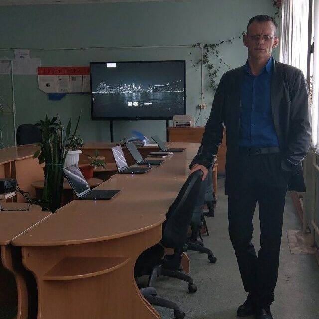 Андрей Хук