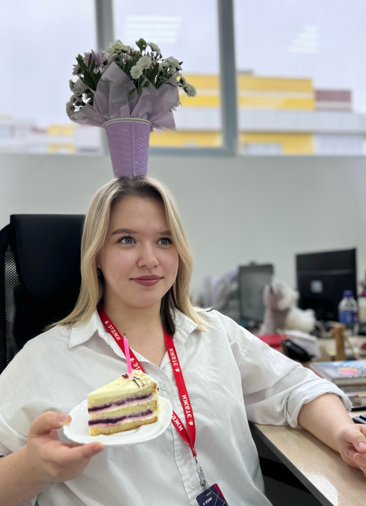 🎉 На днях случились мои 2 года в международном агентстве недвижимости "Этажи"! 🏠
Это время было наполнено интересными проектами, профессиональным ростом и замечательными коллегами | Сетка — социальная сеть от hh.ru