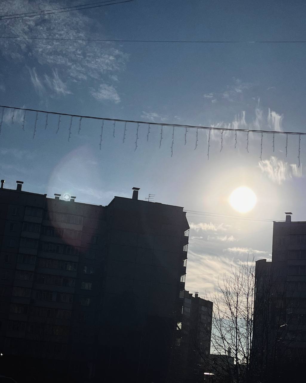 деньги не главное только
тогда, когда их достаточно
#цитатадня | Сетка — социальная сеть от hh.ru