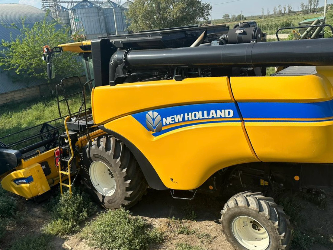 New Holland Agriculture
CX 6.80 STANDART 33 ooo ooo₽ | Сетка — социальная сеть от hh.ru