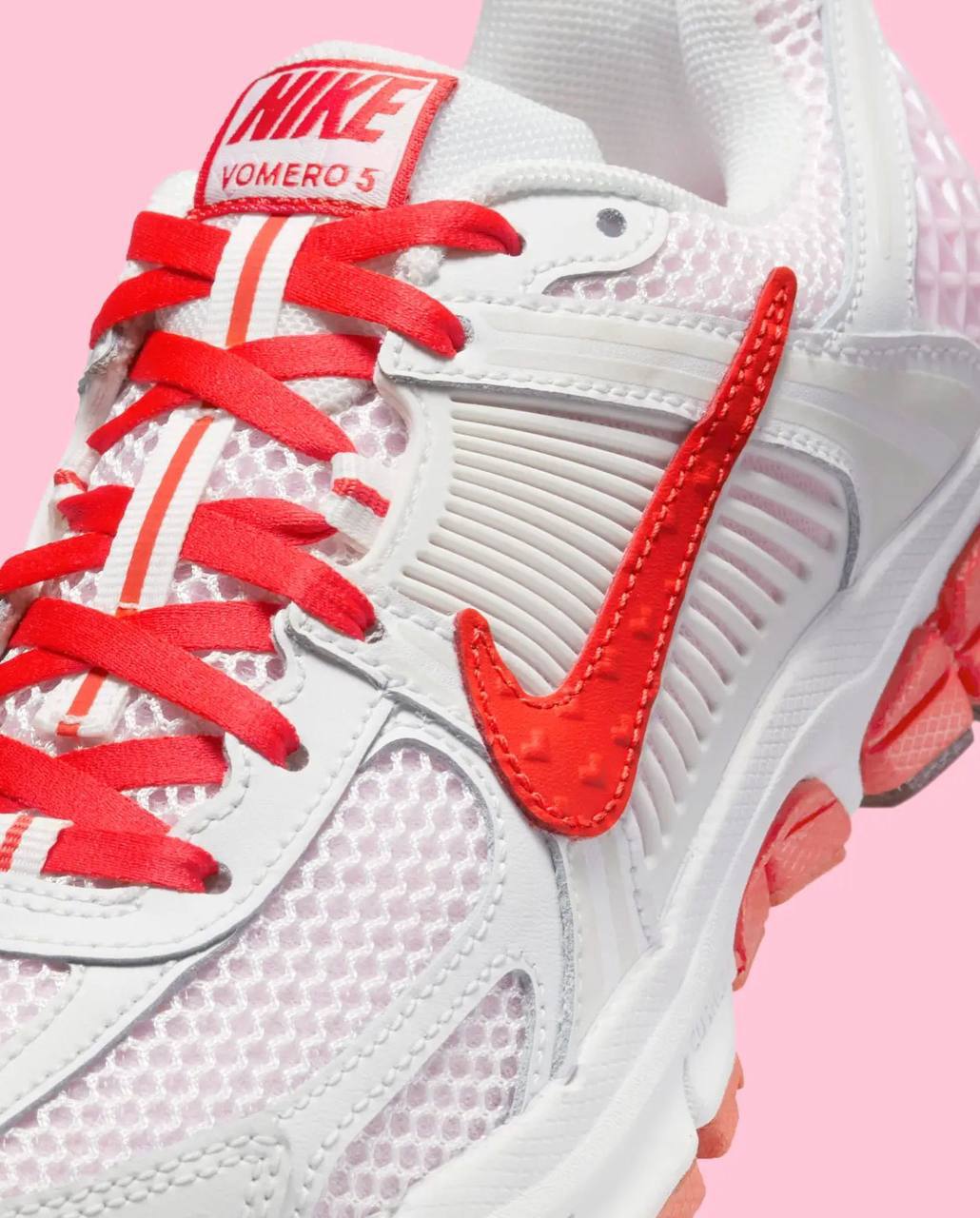 Nike выпустит кроссы для признания в любви! Дроп планируется ко Дню святого Валентина, цена — 160 баксов.
Больше сердечек богу сердечек ❤️
🍕 зумеры любят пиццу | Сетка — социальная сеть от hh.ru