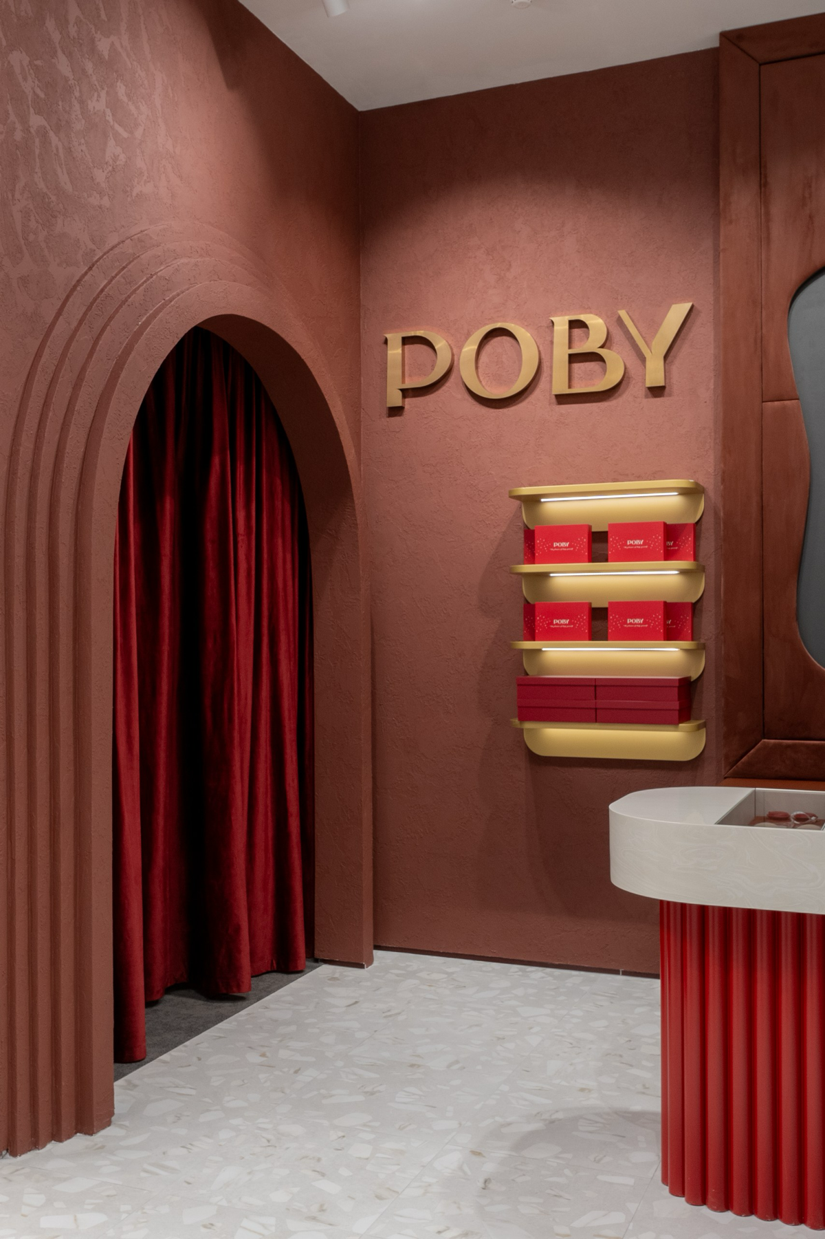 2 ноября открылся новый магазин POBY в ТЦ Павелецкая Плаза, -2 этаж | Сетка — социальная сеть от hh.ru