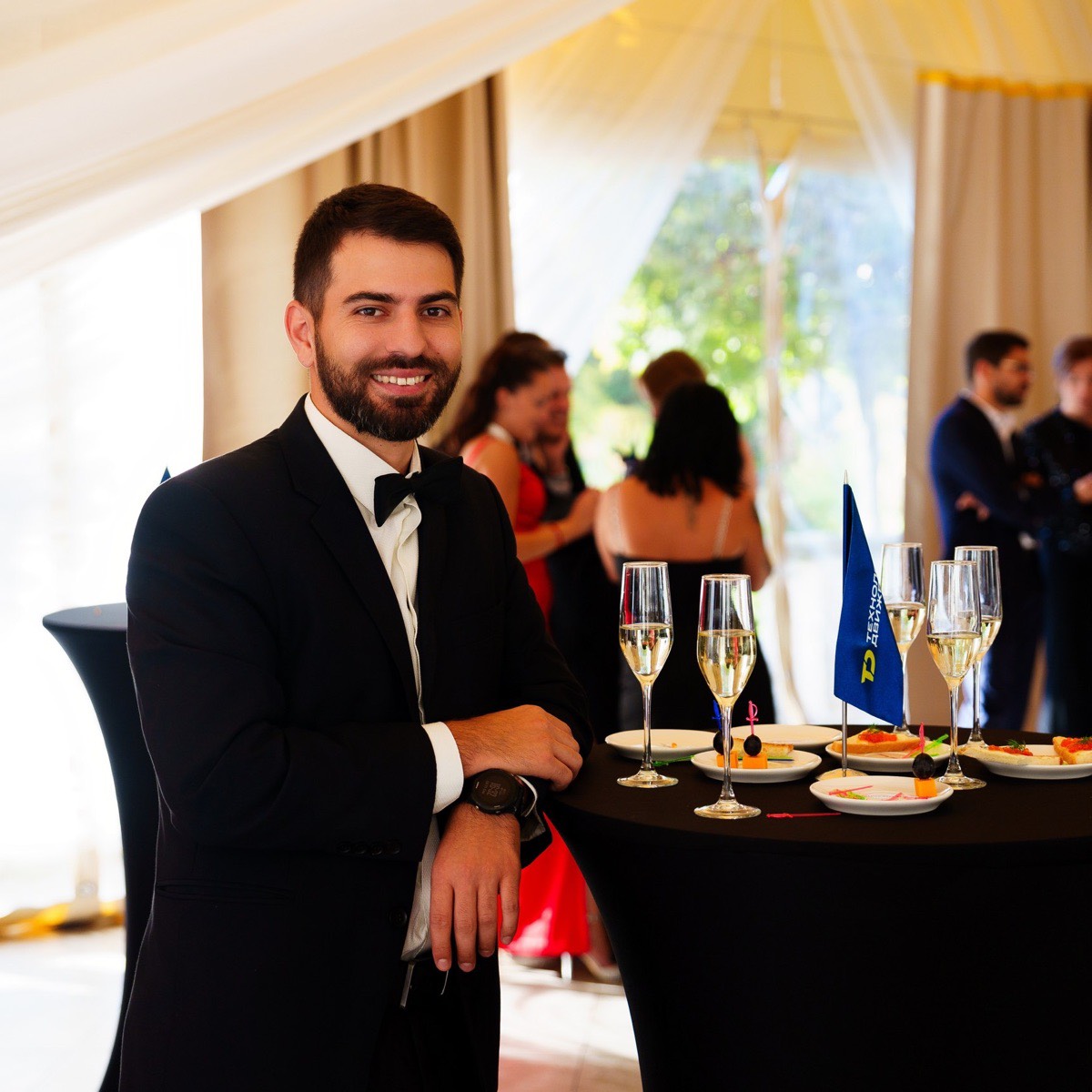 Network member avatar