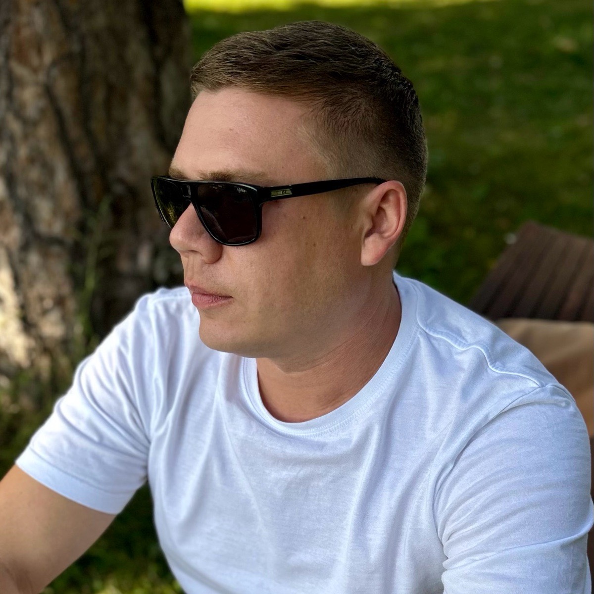 Олег Лебедев