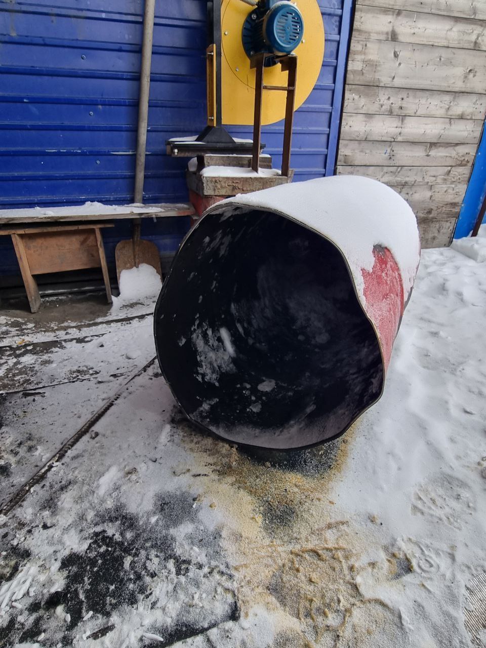 🆘 Нестареющая классика несчастных случаев
ℹ️ ГИТ Иркутской области выясняет подробности несчастного случая, который произошёл 5 ноября в Бодайбинском районе - электрогазосварщик пострадал при взрыве б... | Сетка — социальная сеть от hh.ru