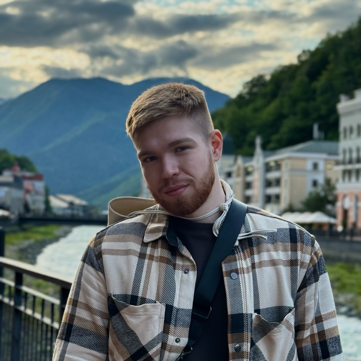 Артем Коркин | Сетка — социальная сеть от hh.ru