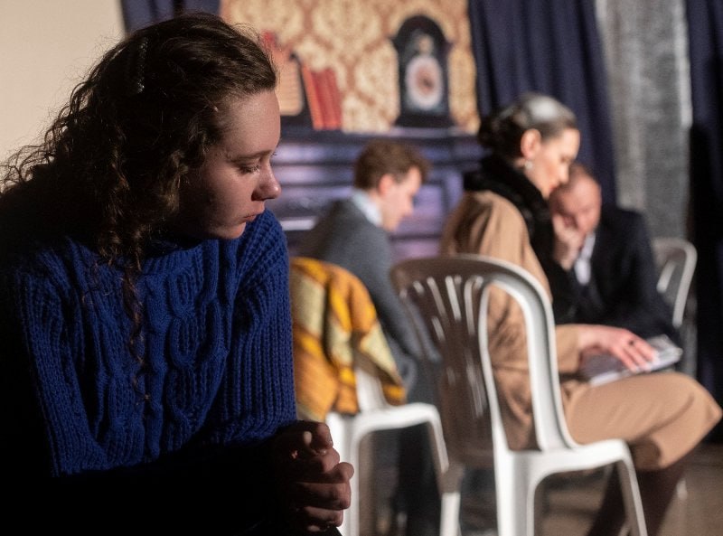 🎭Бесплатный спектакль «Мышеловка»
18 ноября в 19:00
Студенческий театр «ПРОСВЕЩЕНИЕ» покажет на Большой сцене спектакль-детектив «Мышеловка» по пьесе Агаты Кристи, фабула которой полностью сохранена
В... | Сетка — социальная сеть от hh.ru