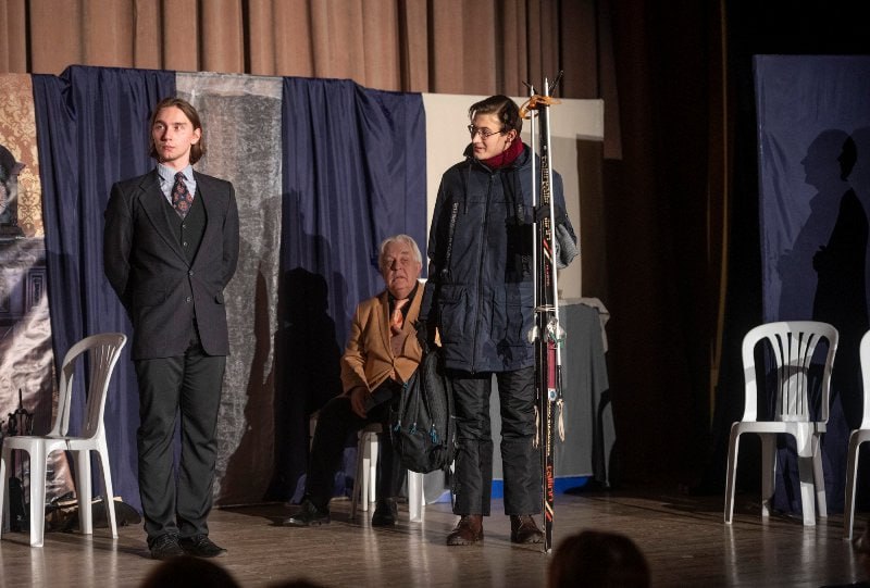 🎭Бесплатный спектакль «Мышеловка»
18 ноября в 19:00
Студенческий театр «ПРОСВЕЩЕНИЕ» покажет на Большой сцене спектакль-детектив «Мышеловка» по пьесе Агаты Кристи, фабула которой полностью сохранена
В... | Сетка — социальная сеть от hh.ru
