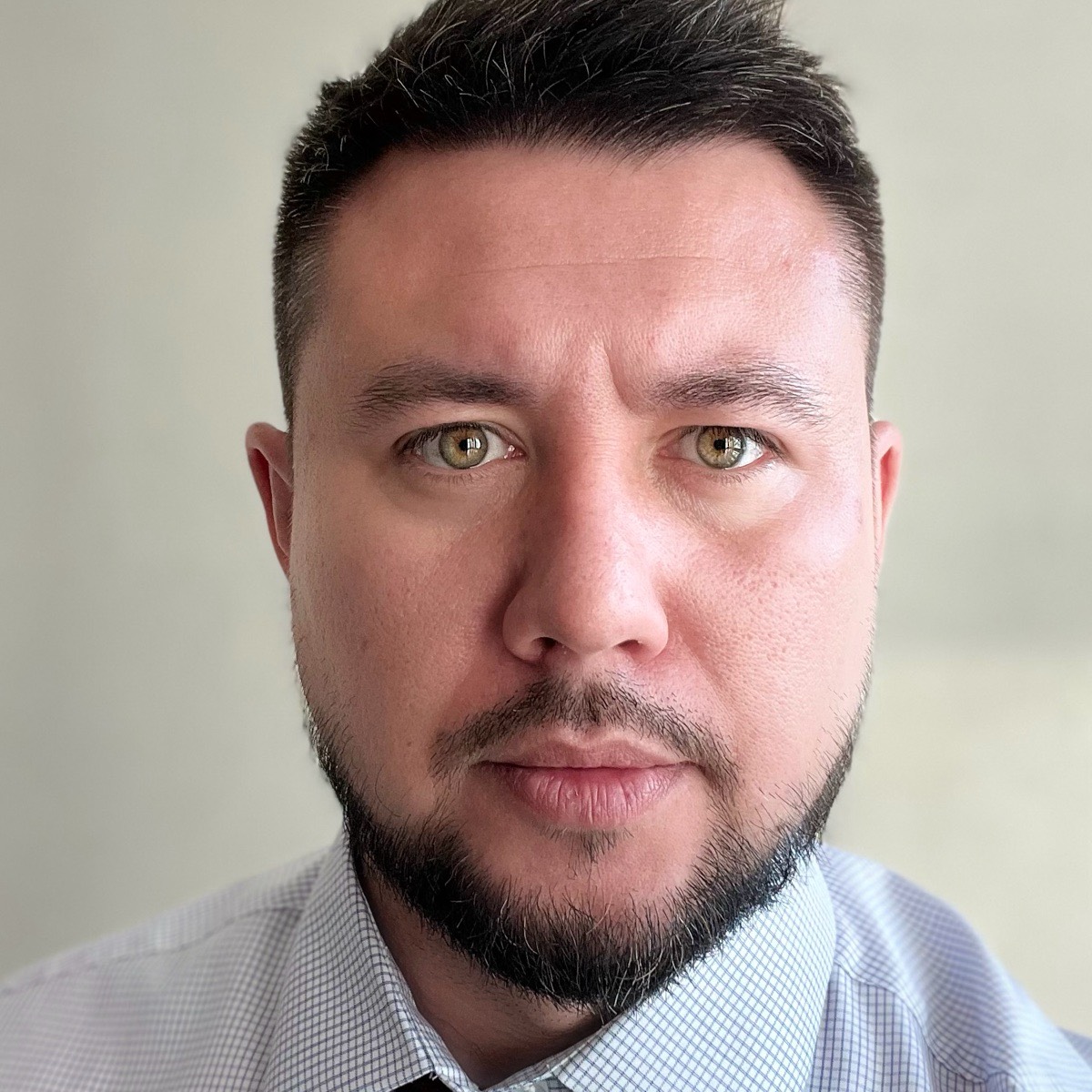 Александр Карлушин