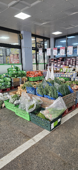 Никогда не вела инстик, так что фоточки будут в сетке
Это Корея. Небольшой город, в часе от Сеула. Тут тепло, 18 градусов | Сетка — социальная сеть от hh.ru