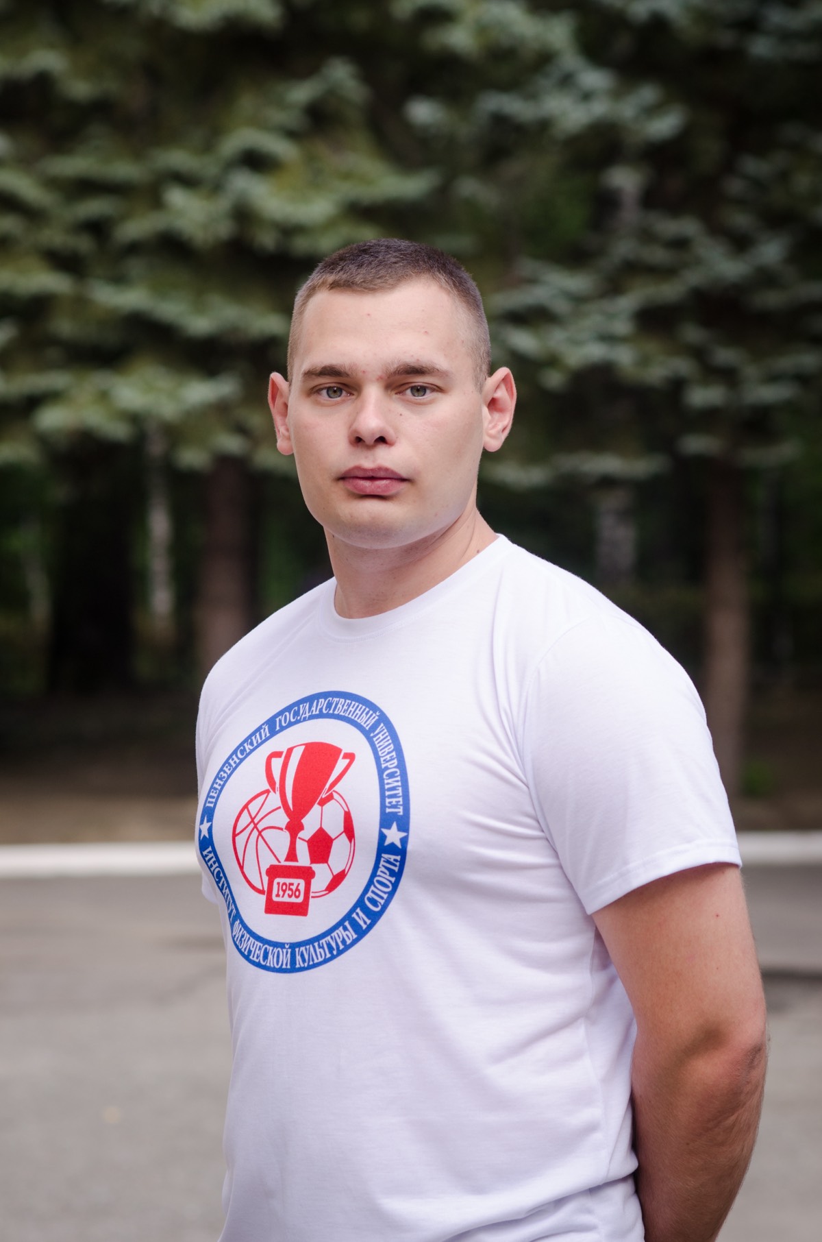 Andrew Lyovin | Сетка — социальная сеть от hh.ru