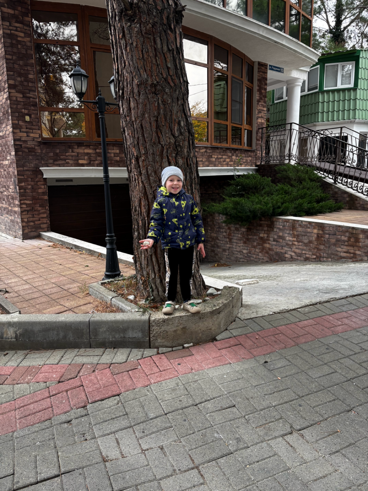 Делай все за свои деньги, а я потом подумаю, платить тебе или нет…..
Сегодня утром смотрела Доброе утро по Россия 1 | Сетка — социальная сеть от hh.ru