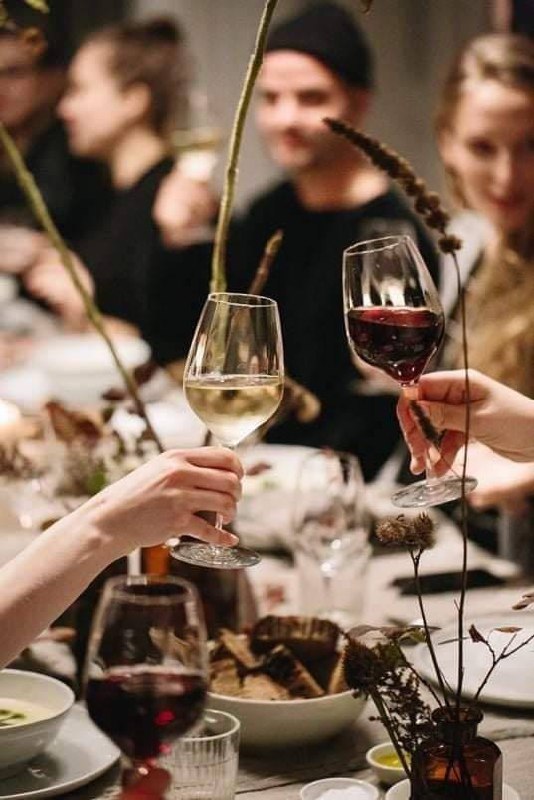 🍸Конкурс народной дегустации – «Идеальный выбор»
14 ноября с 17:00 до 22:00
Конкурс проводится в виде закрытой («слепой») дегустации продуктов и напитков, все образцы закрыты непрозрачными пакетами и ... | Сетка — социальная сеть от hh.ru