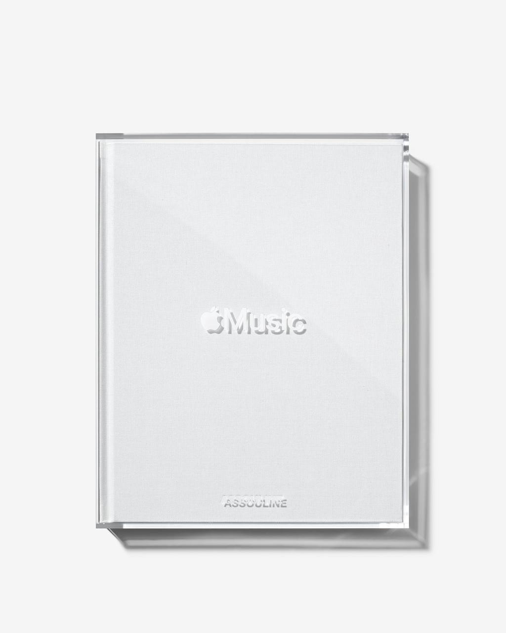 💆‍♂️ Красивая лимитированная coffee table book со 100 лучшими альбомами Apple Music.
Что-то, что должно быть в коллекции, если вы фанат эппл и собираете книги такого рода | Сетка — социальная сеть от hh.ru