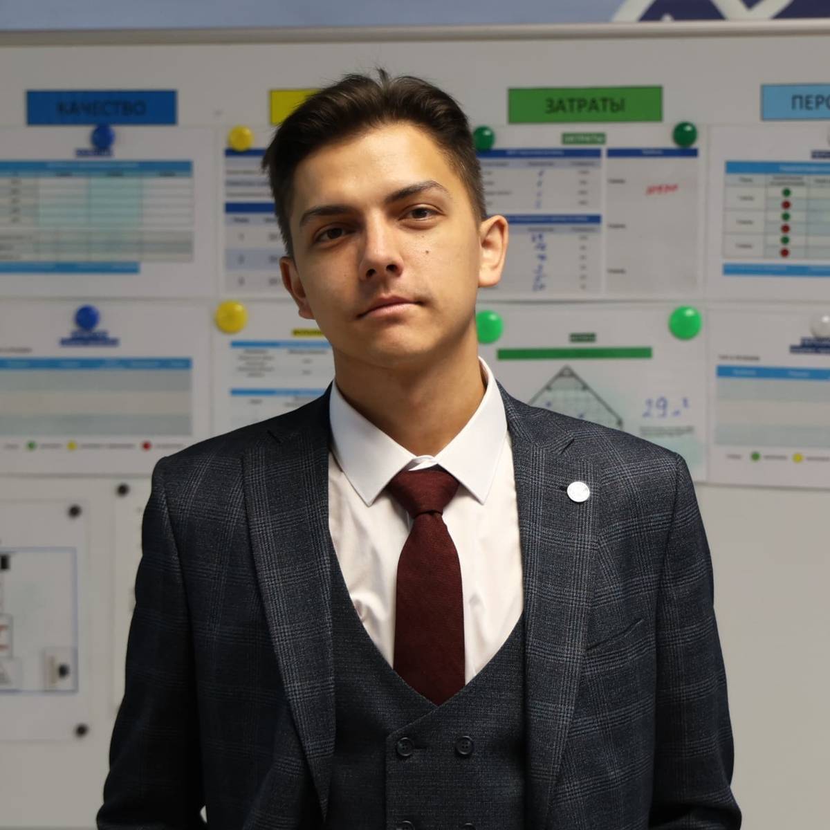 Александр Колесников