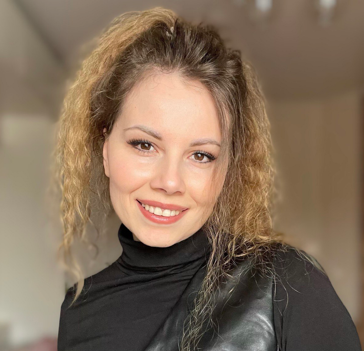 Лилия Зернова | Сетка — социальная сеть от hh.ru