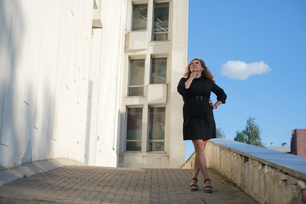 🤖 Можно ли использовать нейросети в тестовых заданиях, анкетах при поиске работы?
Если глобально - да) Но есть и подстава)
Можно оформить с помощью нейросетей резюме, сопроводительное письмо) И даже п... | Сетка — социальная сеть от hh.ru