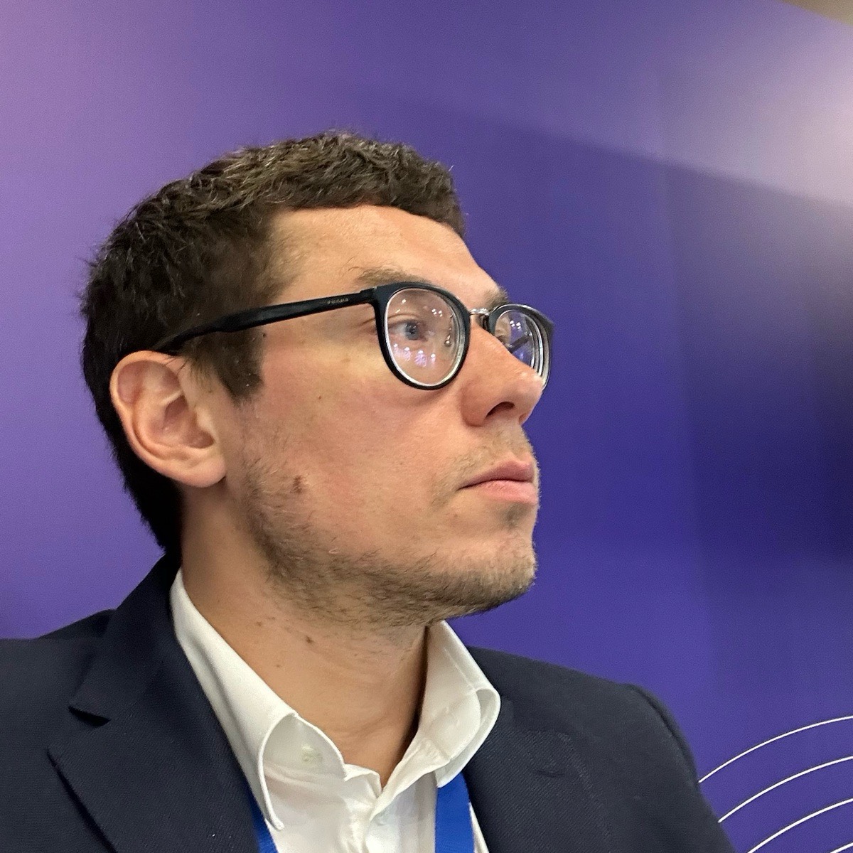 Александр Бахрах