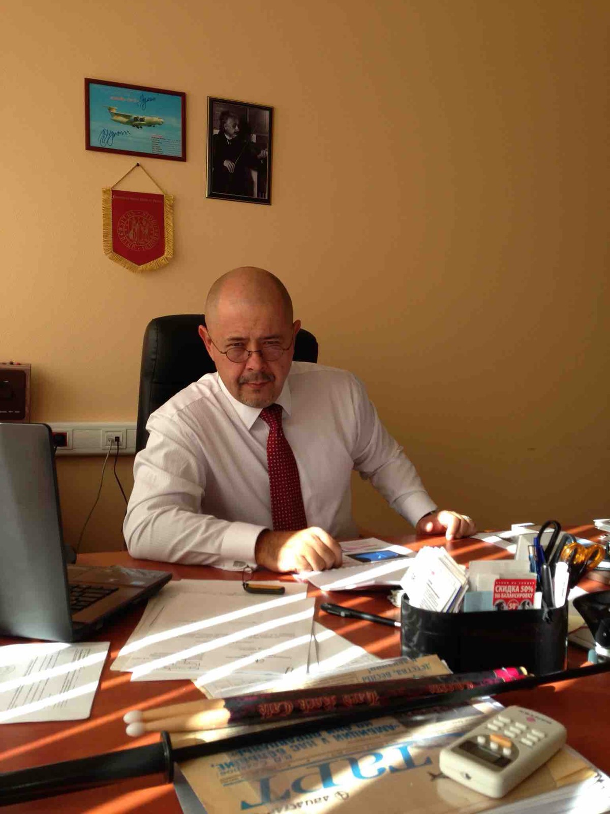 Владимир Сахаров