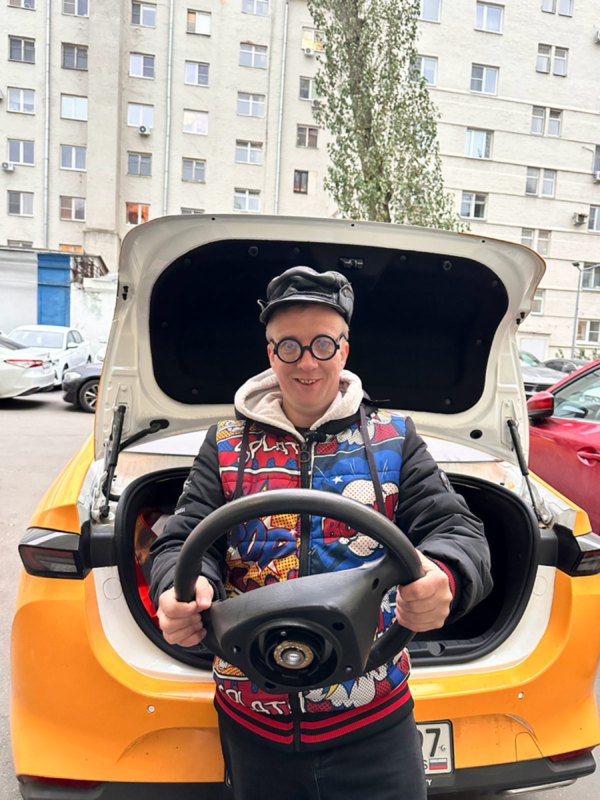 👋Ну,что ребятки всем привет!Решил начать и в этой социальной сети,люблю что то новое,и всегда есть надежда на то,что это будет интересно вам!
Запуская первый пост | Сетка — социальная сеть от hh.ru