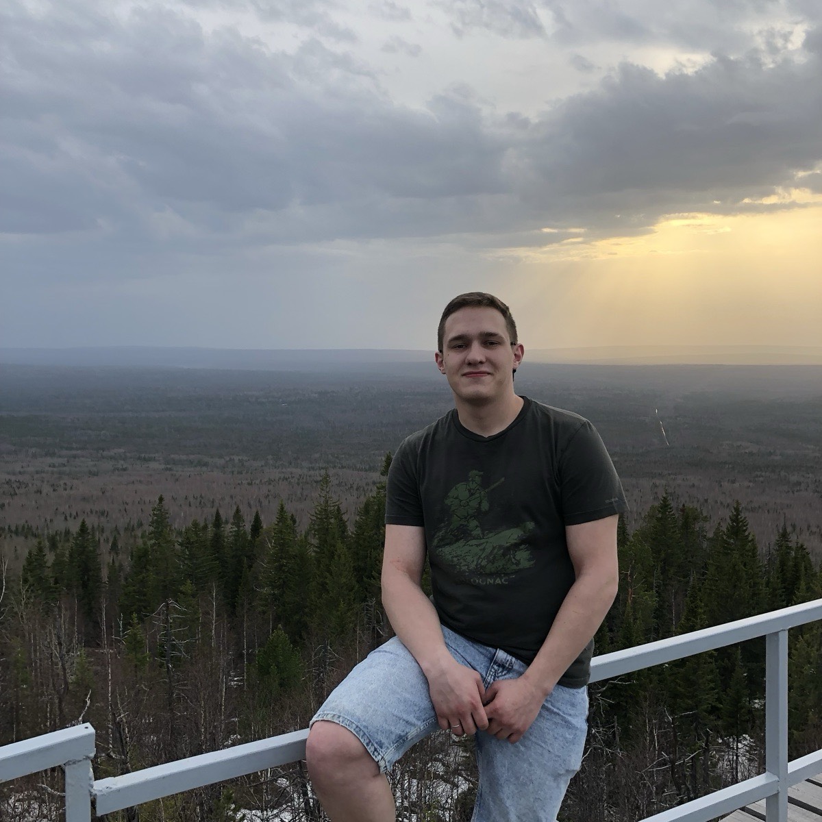 Евгений Безверхий | Сетка — социальная сеть от hh.ru