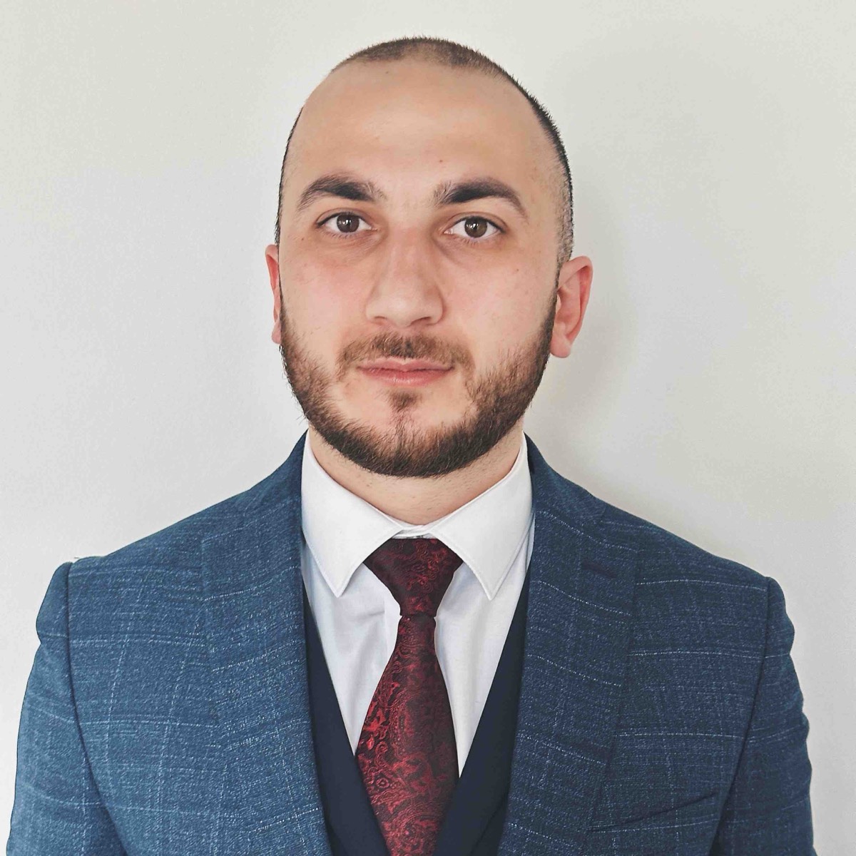 Эмиль Алиев | Сетка — социальная сеть от hh.ru