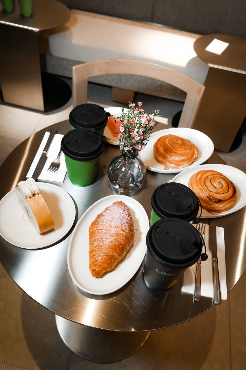 LIME — красавчики! В их LIME Cafe на Павелецкой запустилось сезонное меню с десертами | Сетка — социальная сеть от hh.ru