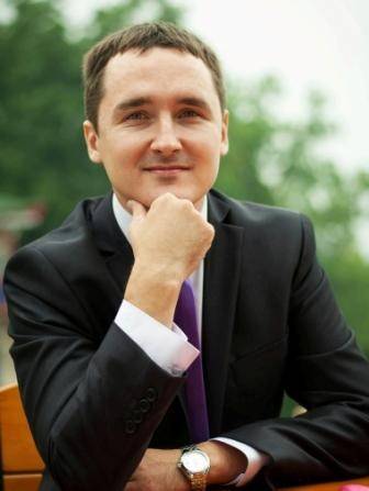 Рустам Ишмурзин