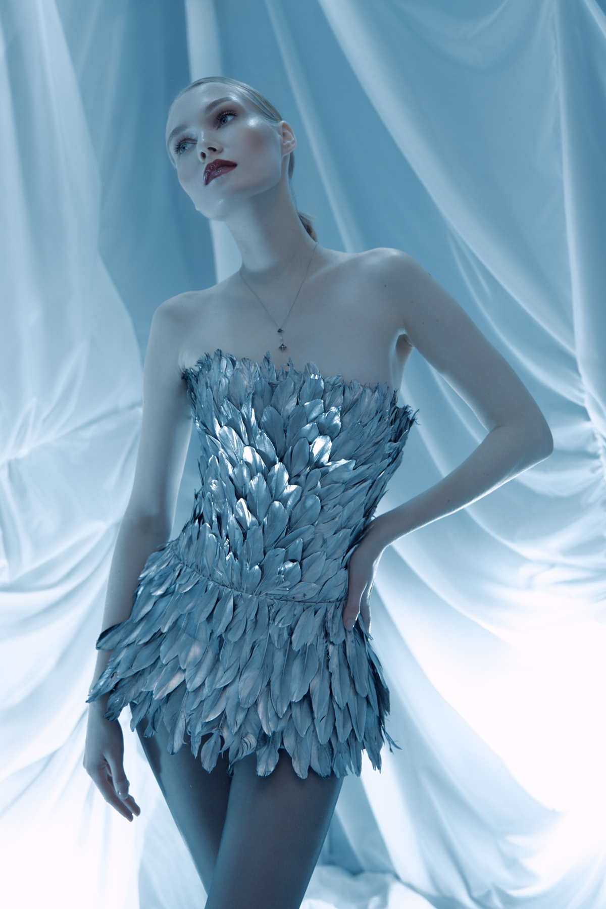 Новый лукбук для бренда одежды
Art direction и снято мной с очень крутой командой)
TEAM:
Ph @dark production
Assist: @dashasnimi
Mua @aquamarinamakeup
Models: @dima.evans @idoolmodels
Loc: @obs.cur | Сетка — социальная сеть от hh.ru