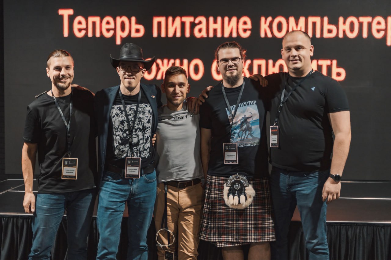 Так, господа составляющие бюджеты. Хватит приходить к нам в личку по одному.
Запоминайте все сразу:

linkmeetup
Москва
Апрель (ну или около того) | Сетка — социальная сеть от hh.ru