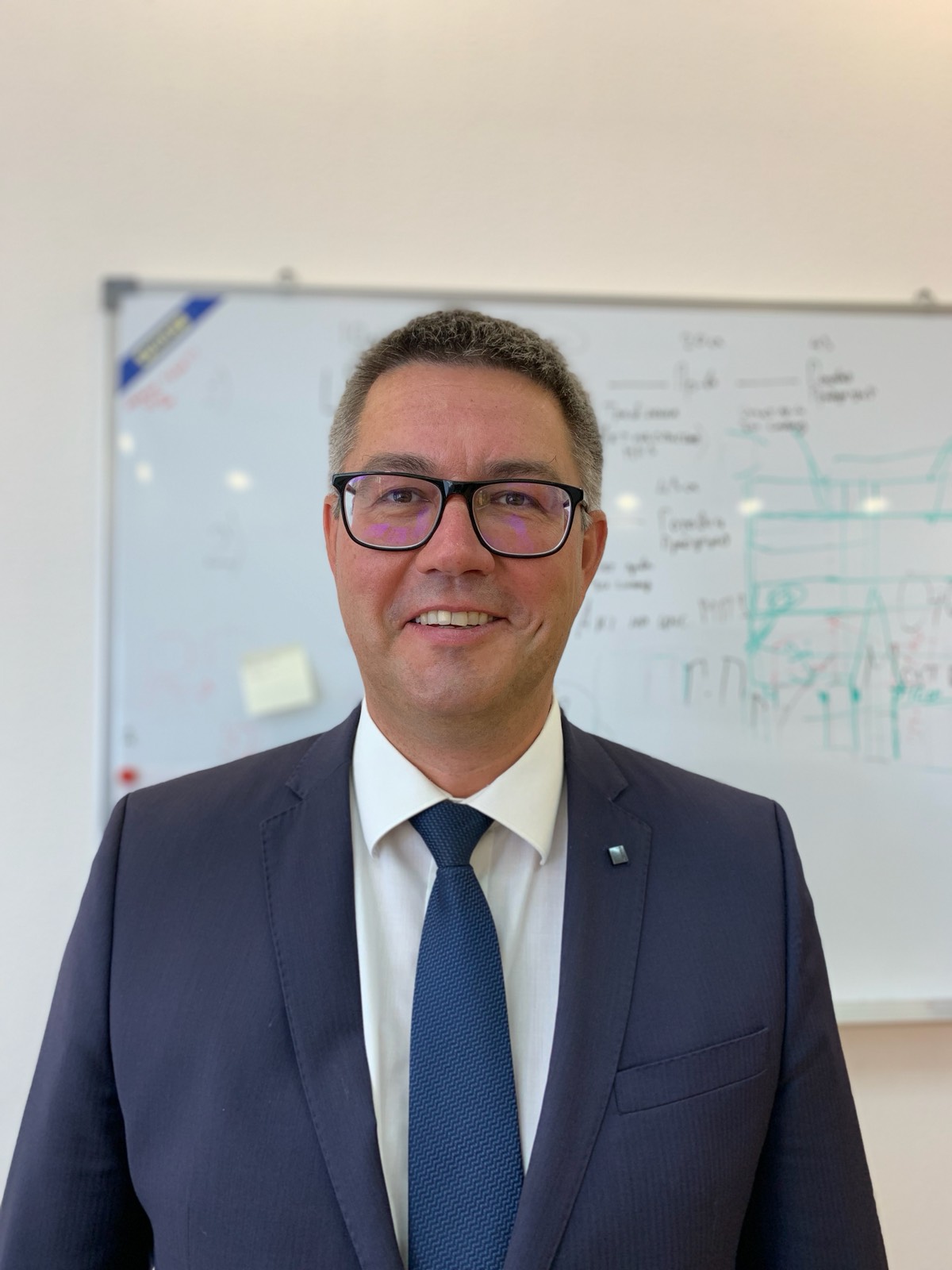 Евгений Сергеев | Сетка — социальная сеть от hh.ru