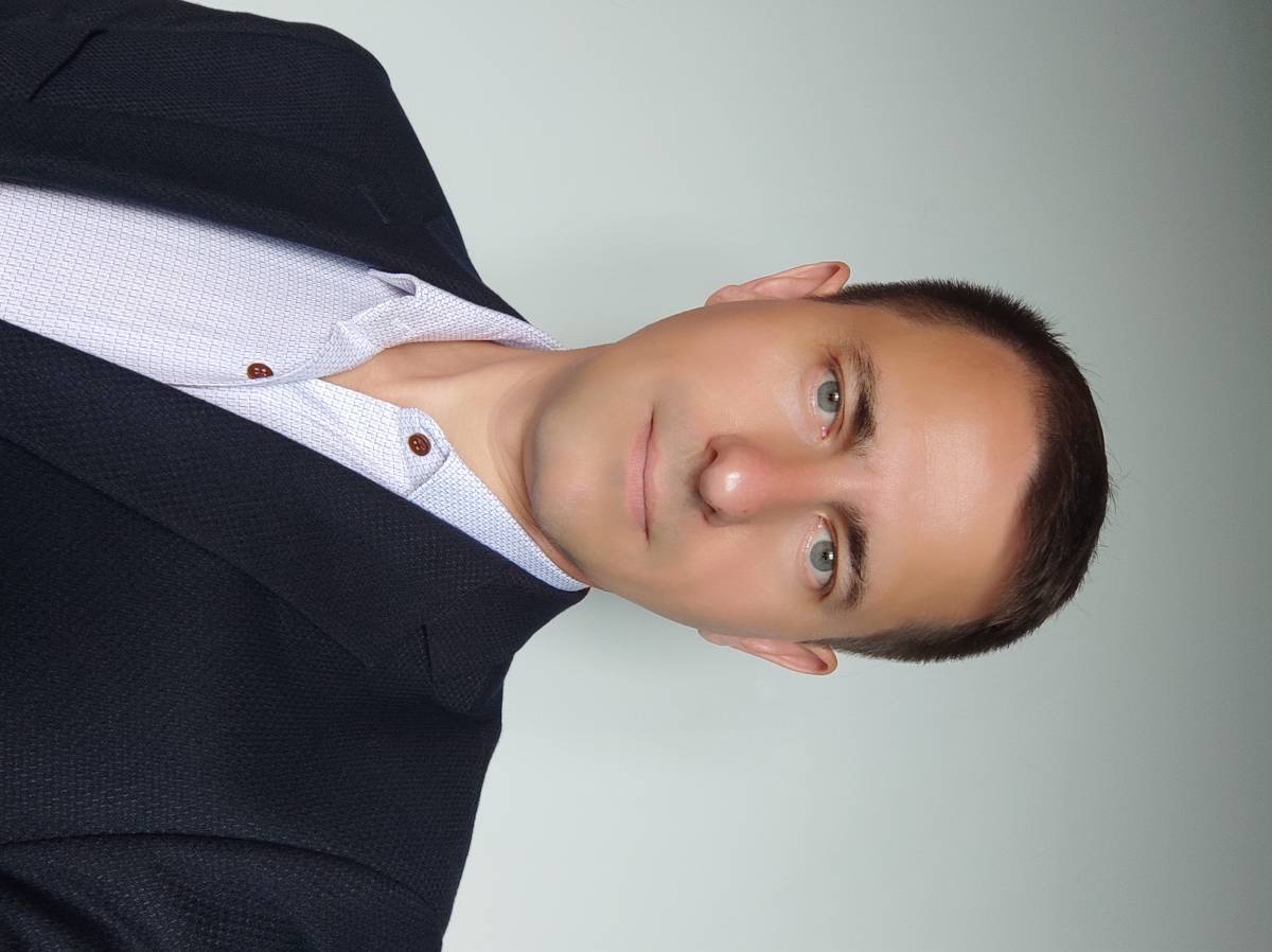 Артём Живага