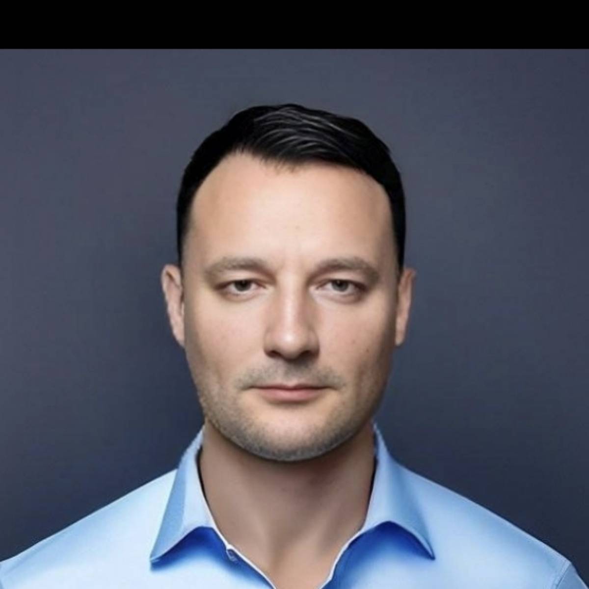 Артем Гребенников